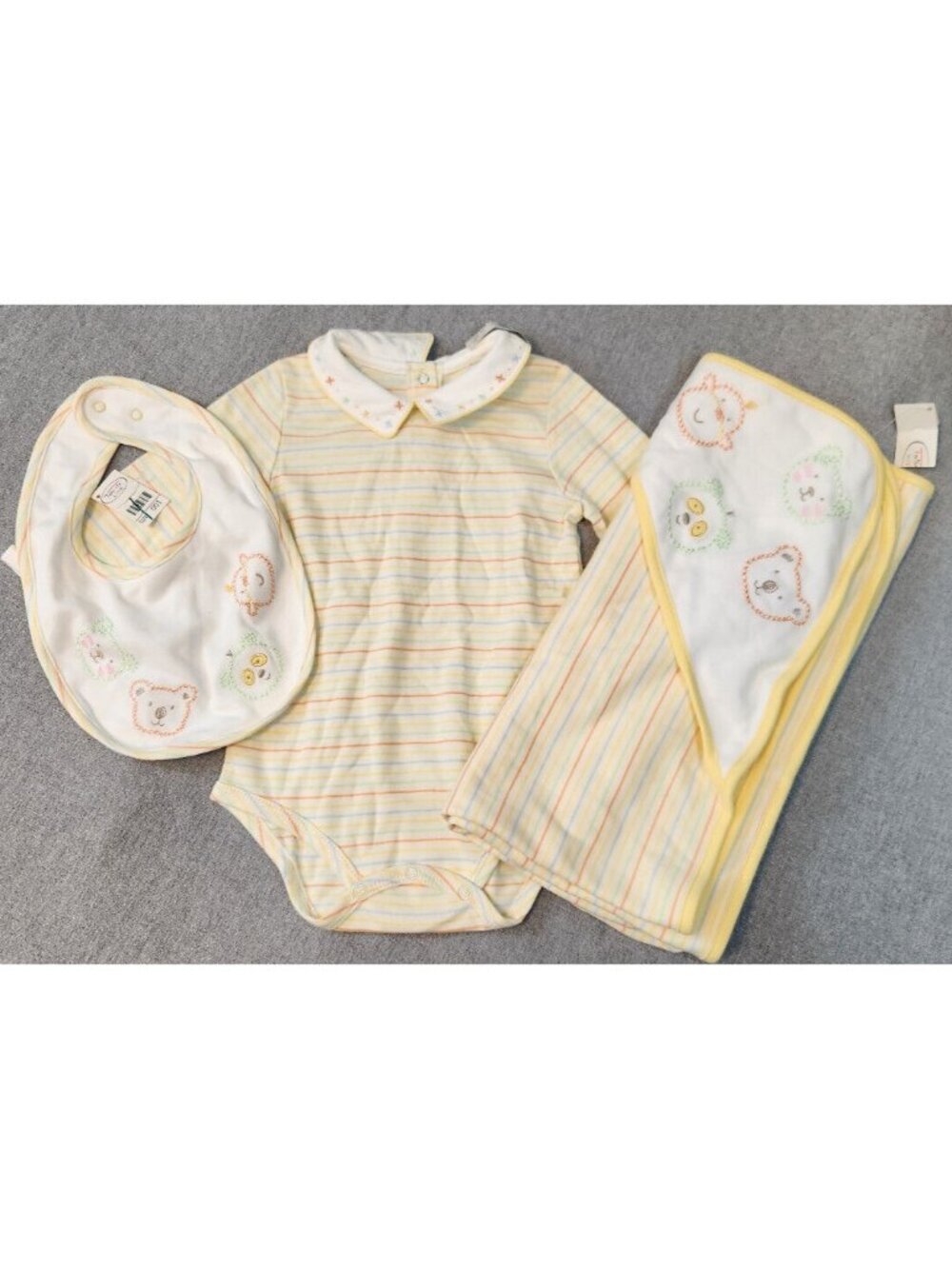 Talbots Kids 9M 3 PC Set Long Sleeve Snap Back Baby Bib Blanket One Piece NEW